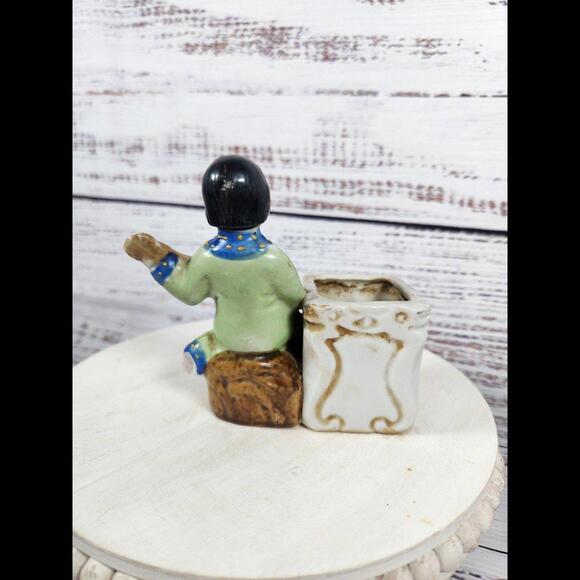 Occupied Japan Vintage Small Planter with figurine - Picture 4 of 7